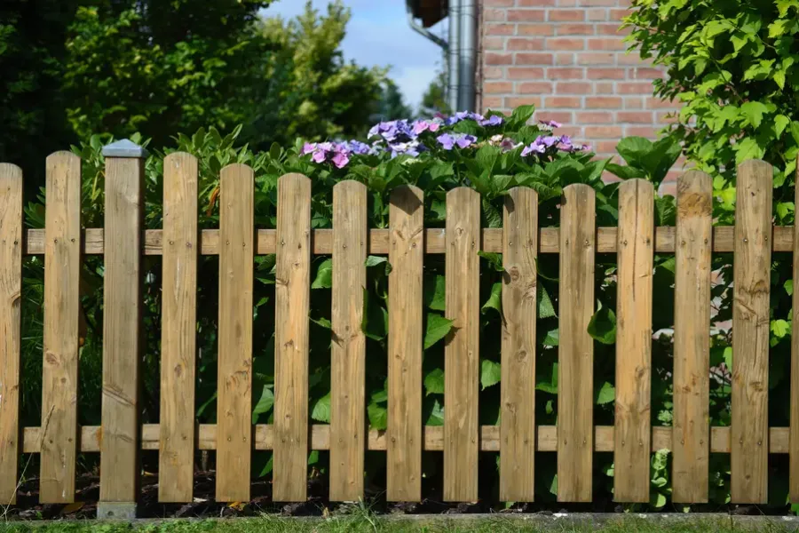 Common Wood Fencing Problems And How To Address Them in Fairview Heights, IL Common Wood Fencing Problems And How To Address Them in Fairview Heights, IL