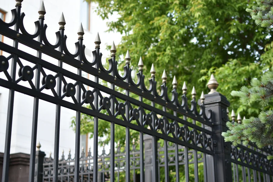 How Aluminum Fencing Enhances Property Aesthetics Fairview Heights, IL How Aluminum Fencing Enhances Property Aesthetics Fairview Heights, IL