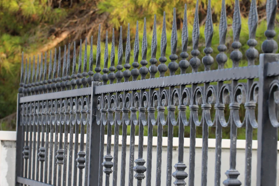 How Aluminum Fencing Enhances Property Aesthetics in Fairview Heights, IL How Aluminum Fencing Enhances Property Aesthetics in Fairview Heights, IL